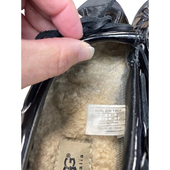 UGG Ashdale Black Patent Leather Sheepskin Rain Duck Shoes Sz 8 SKU 9488 - Picture 8 of 16